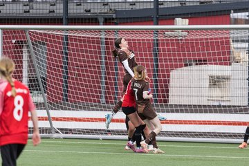 Bild 177 - wBJ FC St. Pauli - Walddoerfer SV : Ergebnis: 3:4